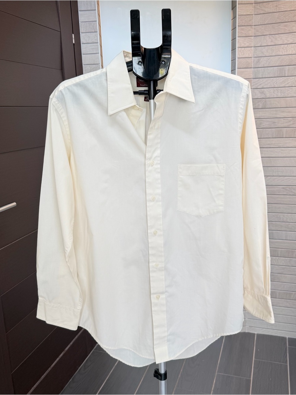 Bloomingdale's Ivory Button-Down Shirt with Chest Pocket